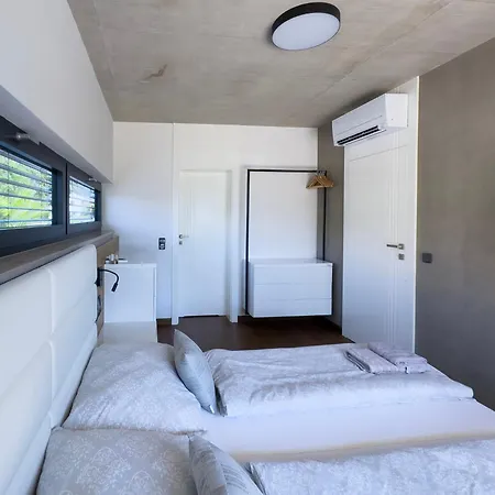 Apartman Travertino