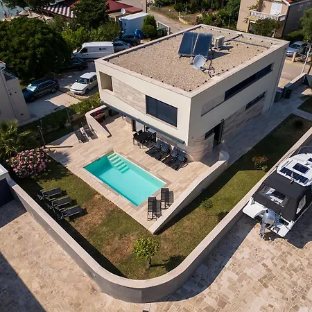 Apartman Travertino *