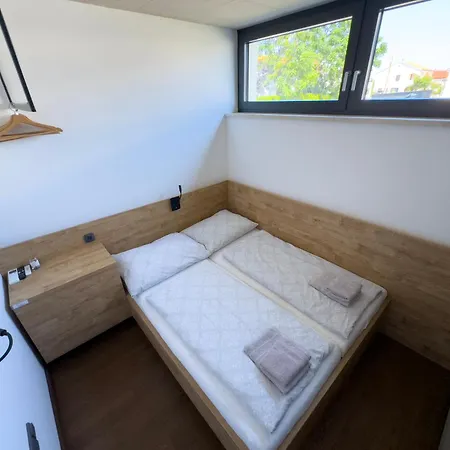 Travertino Apartman Privlaka